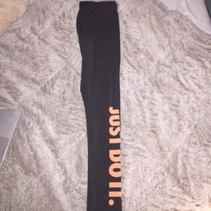 Perfect condition Nike "Just Do It" legging grey