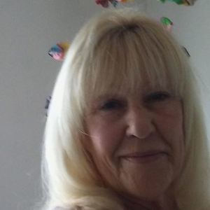 Meet your Posher, Sandy