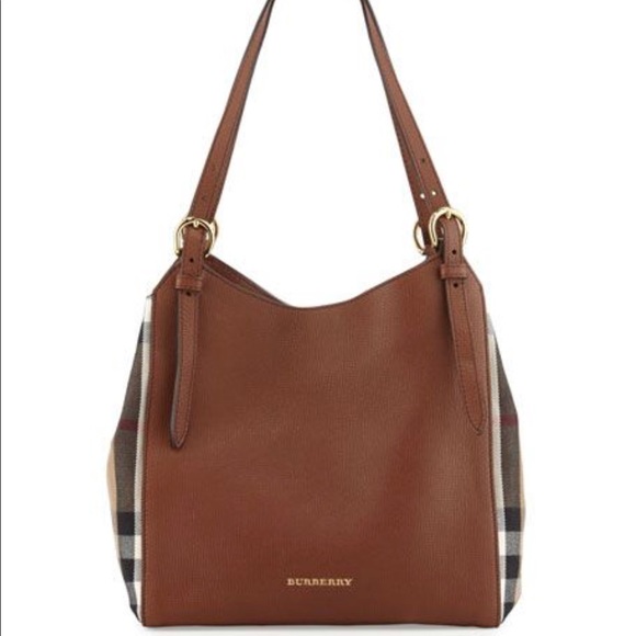 🎉SOLD ON TRADESY🎉NEW & AUTHENTIC BURBERRY TOTE - Picture 2 of 8