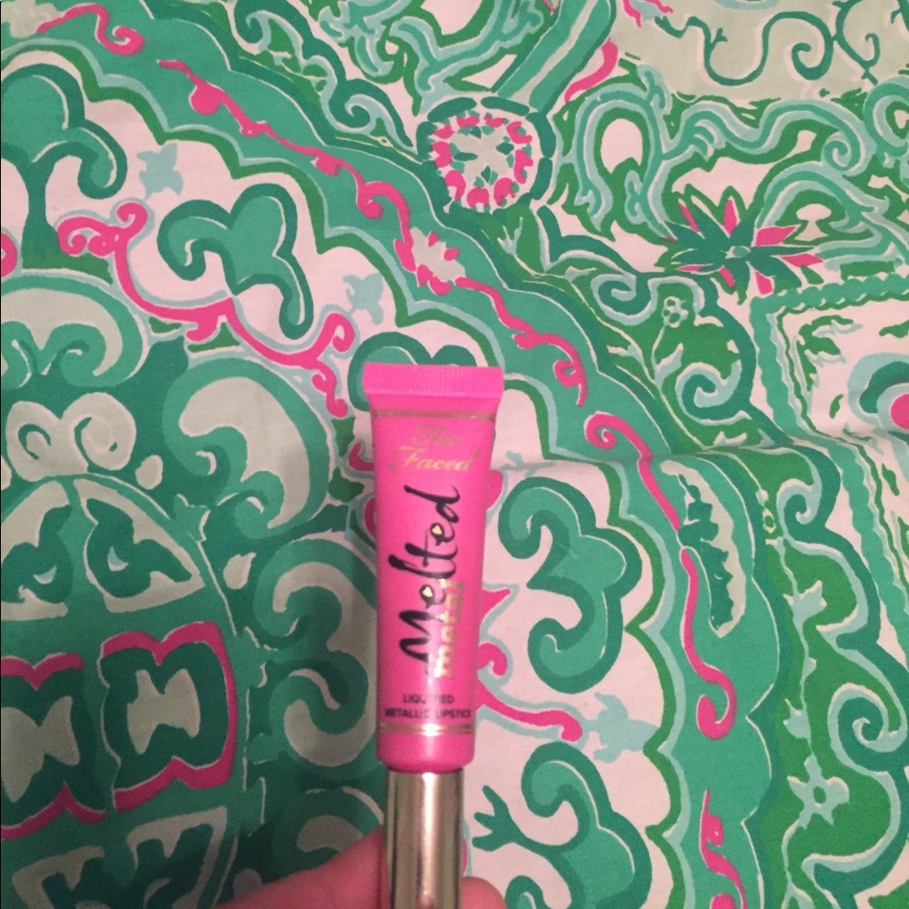 TOO FACED METALLIC LIPSTICK