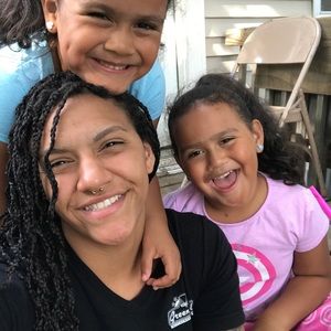 Meet your Posher, Nadika