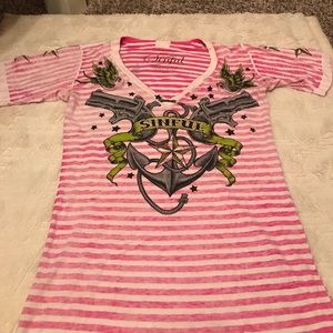 Sinful by Affliction vneck tshirt