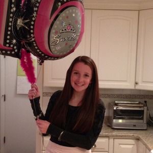 Meet your Posher, Julia