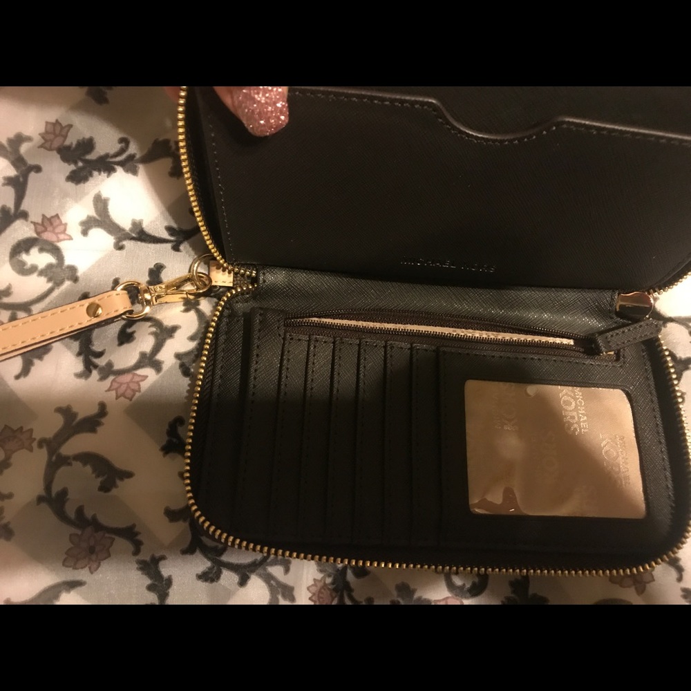 Wallet - Picture 2 of 3