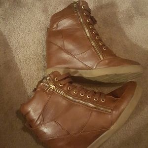 Brown steve madden wedge sneakers