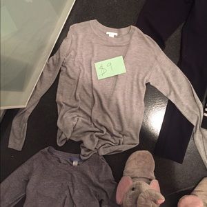 Long sleeve grey shirt