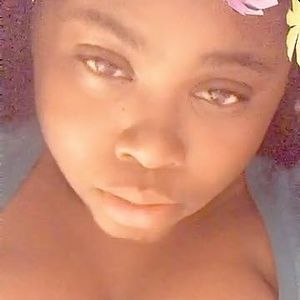 Meet your Posher, Mia