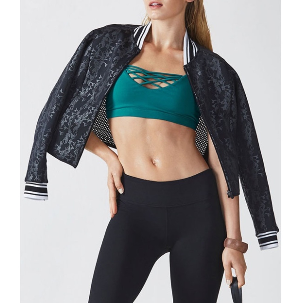 🆕 NWT Fabletics Tia Bomber Jacket - Picture 1 of 7