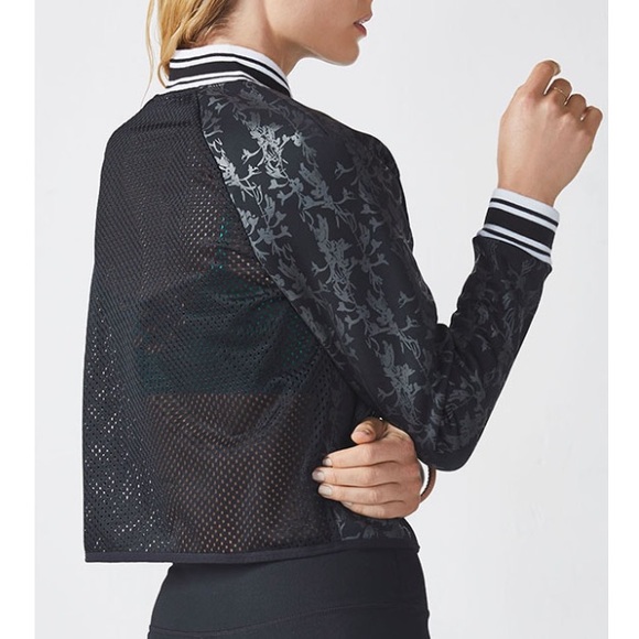 🆕 NWT Fabletics Tia Bomber Jacket - Picture 4 of 7