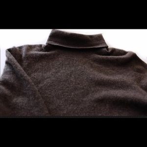 C by Bloomingdales 100% Cashmere