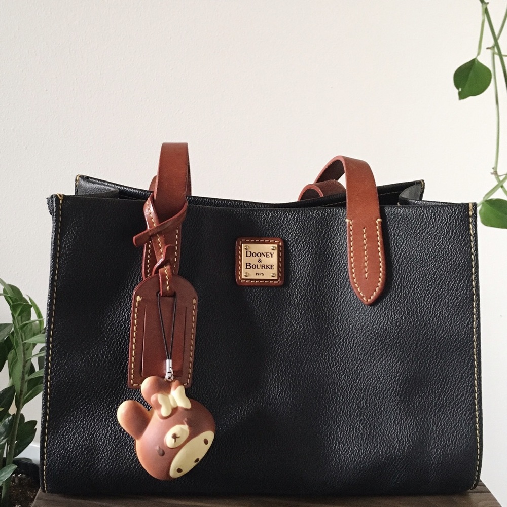 Dooney & Bourke Eva Shopper 👜