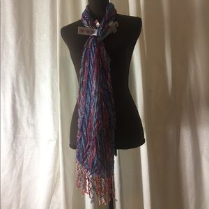 MERONA scarfs.