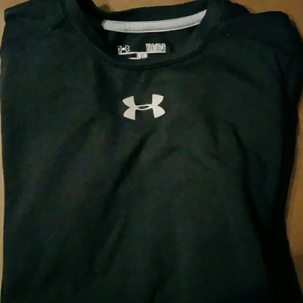 Youth Under Armour long sleeve shirt