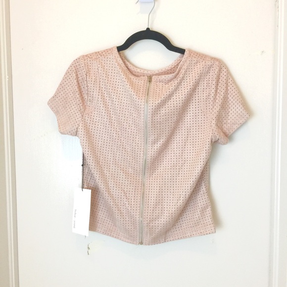 🆕 Suede Perforated Boxy Top - Picture 2 of 3