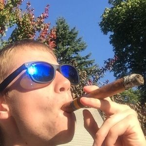 Meet your Posher, Tristan