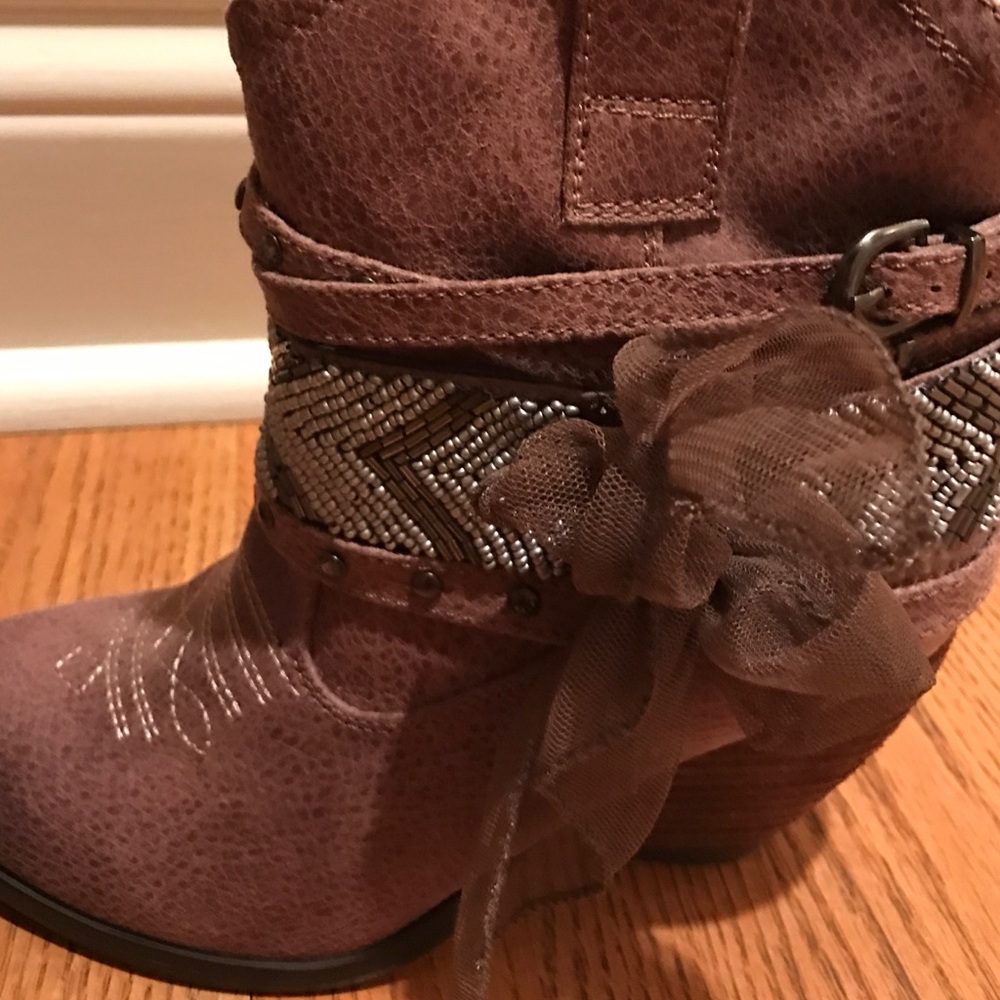 Not Rated Booties - Picture 3 of 4