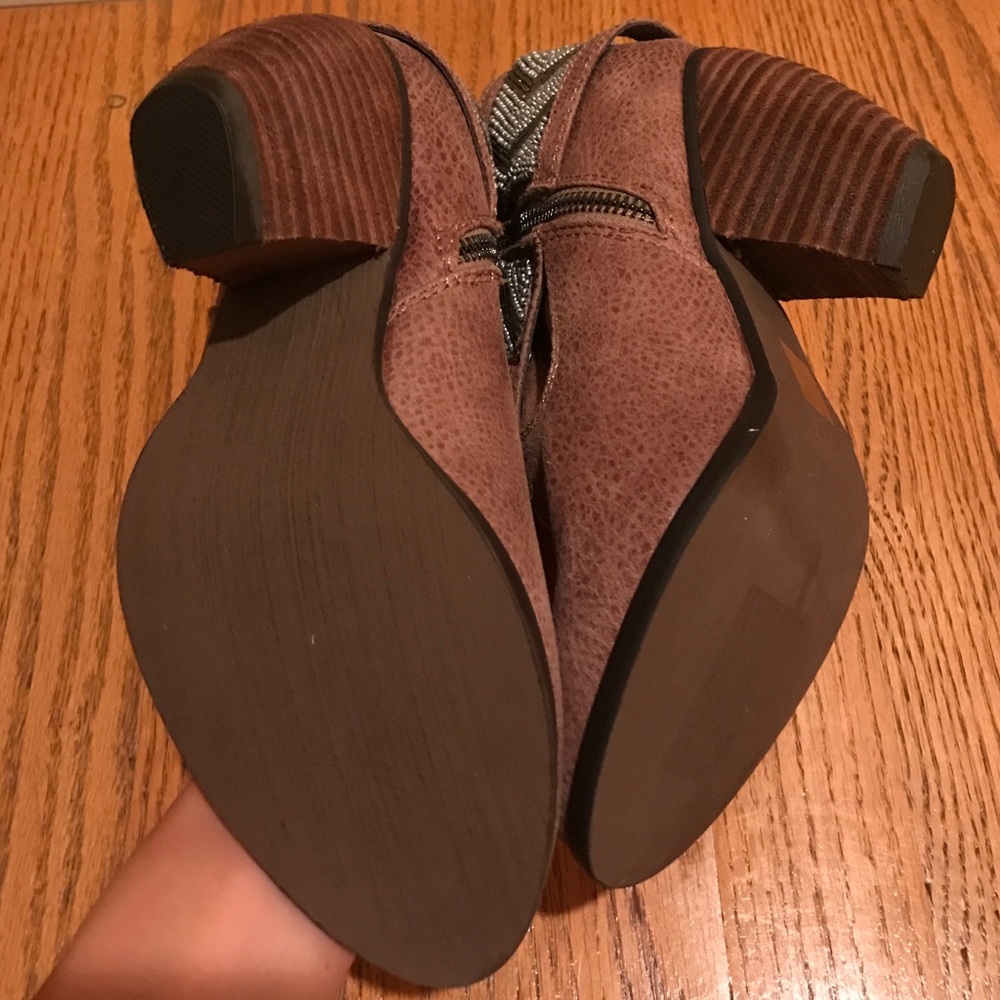 Not Rated Booties - Picture 4 of 4