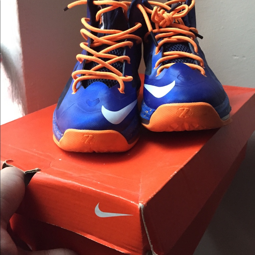 Lebron 10 "Superhero"