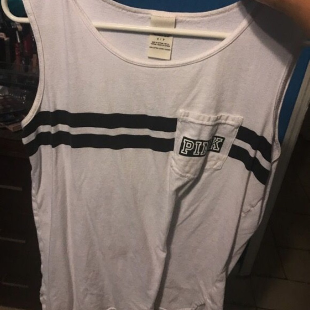 vs pink tank top