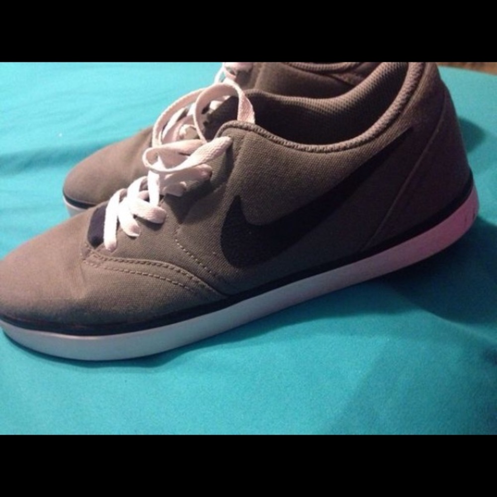 Nike shoes