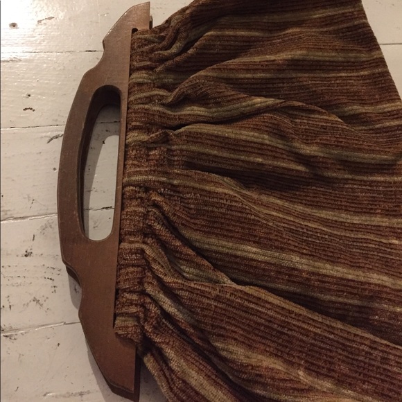 Vintage wooden handle corduroy clutch - Picture 5 of 8