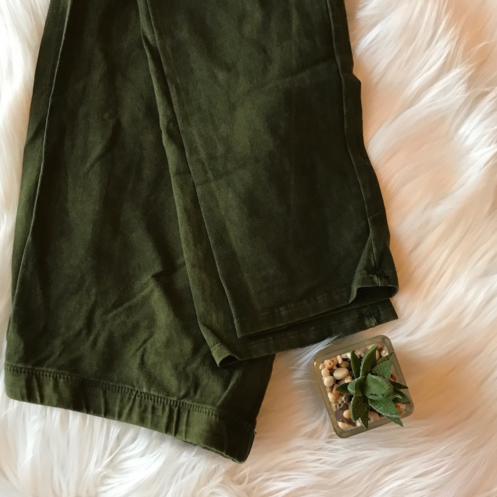 New🔥 DARK OLIVE WASH PLUS SIZE LEGGINGS