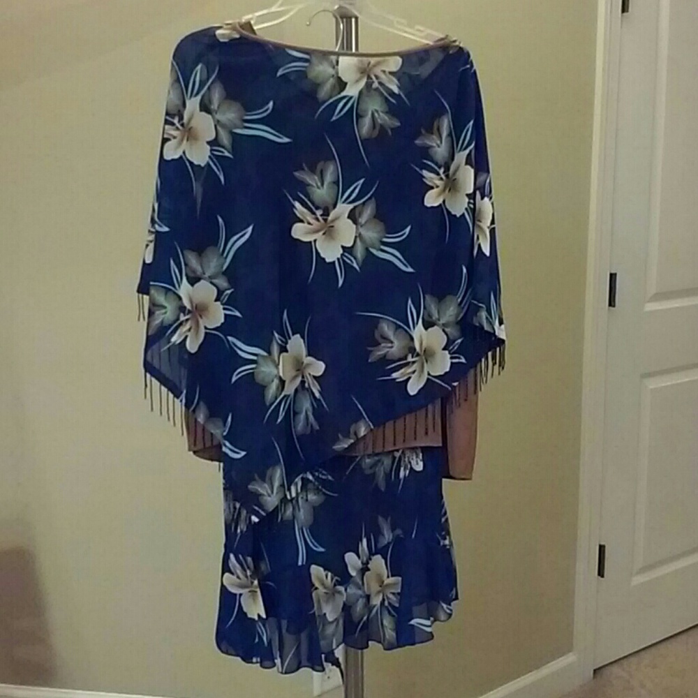 🌟🌟Floral Skirt Set 20W 3 pc. Navy/Caramel ❤❤