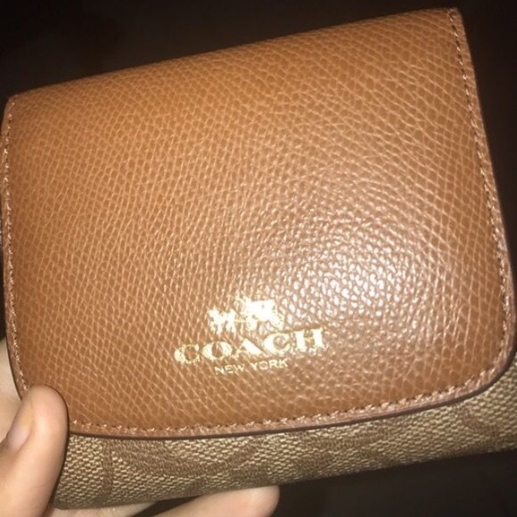 Coach purse with wallet - Picture 2 of 4