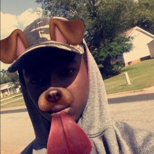 Meet your Posher, Aama