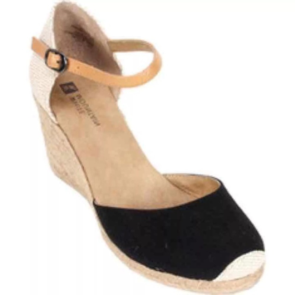 ✨White Mountain Mamba Black Canvas✨