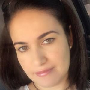 Meet your Posher, Angelica