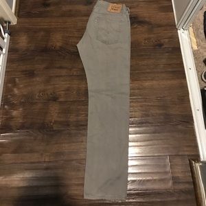 Levi's grey jeans