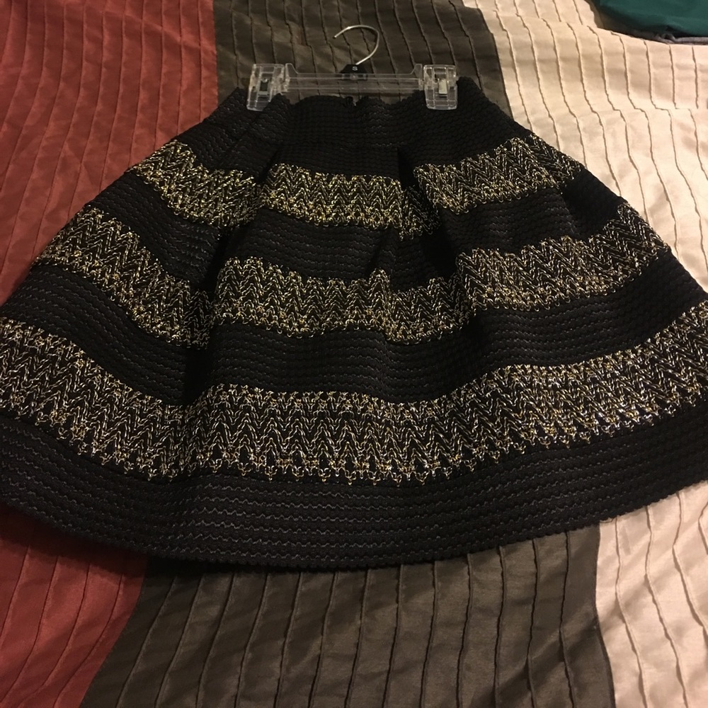 Agaci Flared Striped Black and Gold Skirt Size S