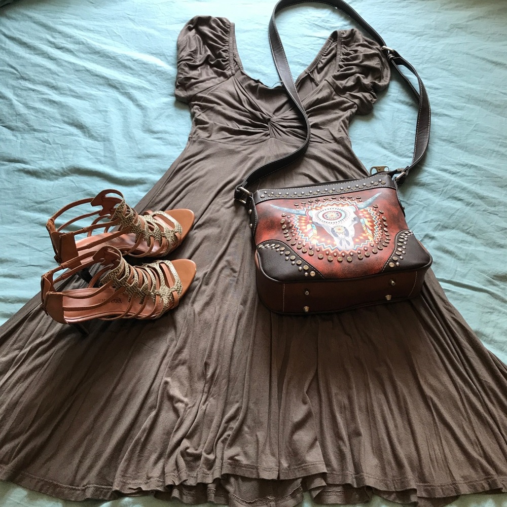 Taupe dress