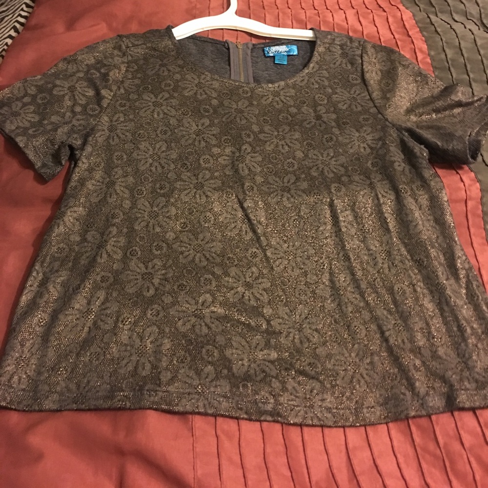 Francesca's Shiny Bronze Floral Top Size XS