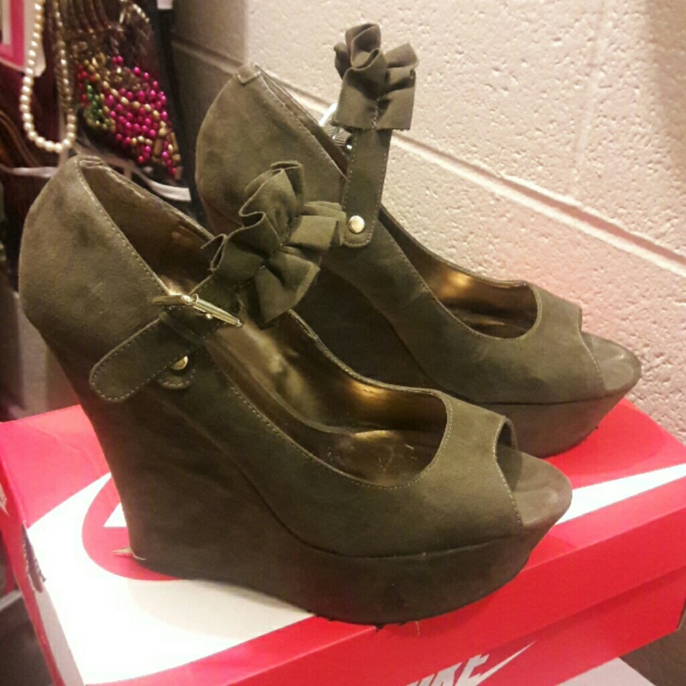 Olive Green Wedges