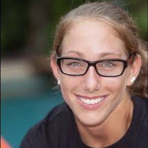 Meet your Posher, Whitney