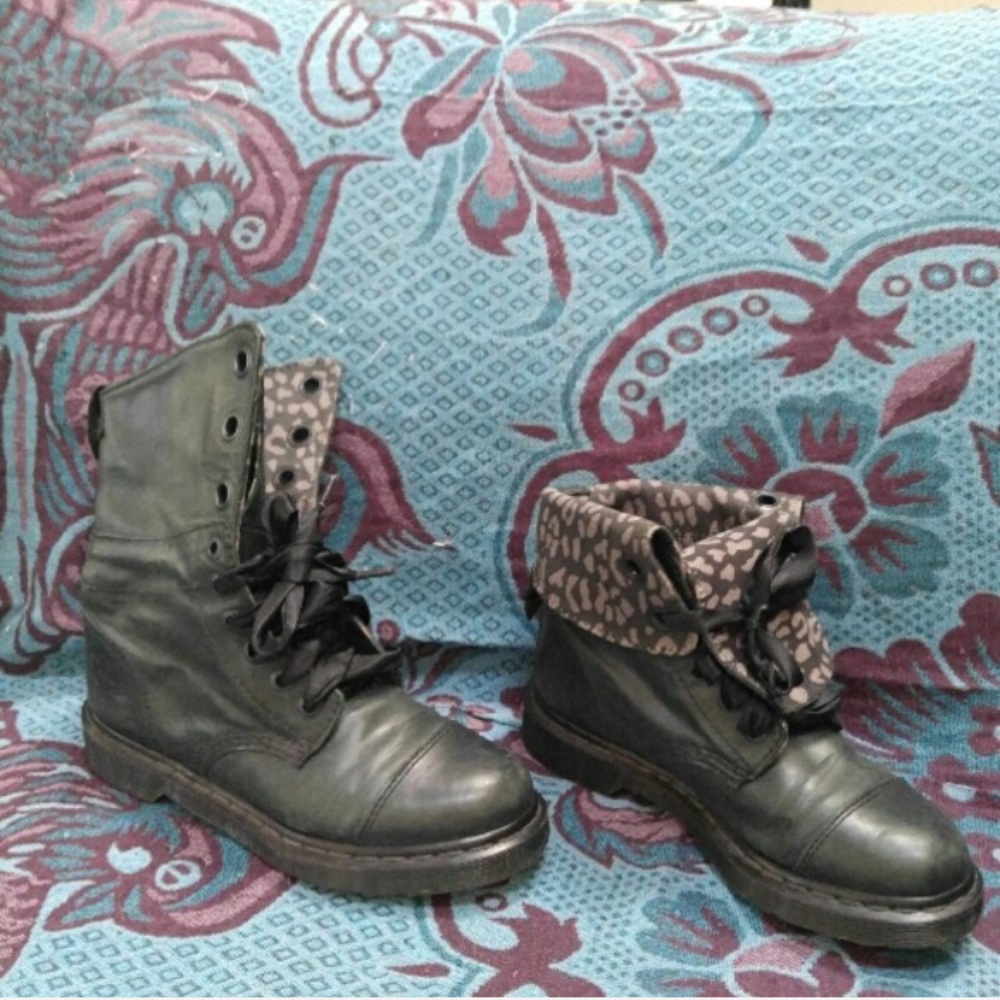 Dr Martens Triumph Aimilita Boots Black/Green
