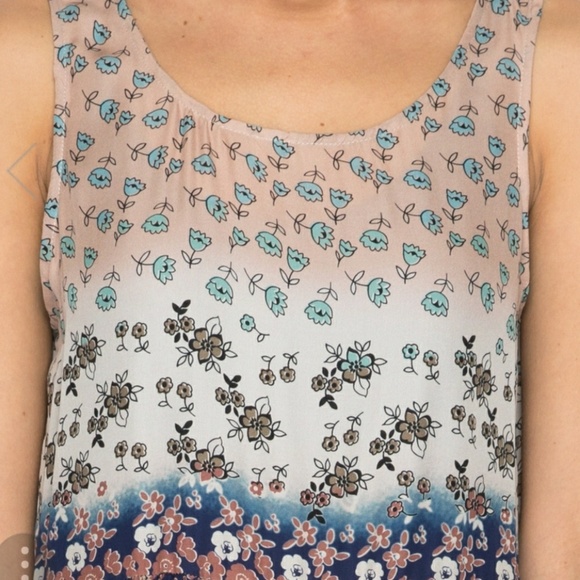 Johnny was DUSTY BLOOMS EASY DRESS - Picture 4 of 5