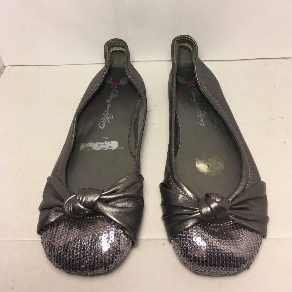 Penny loves kenny flats