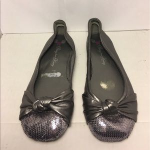 Penny loves kenny flats