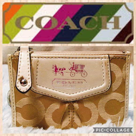 Coach Handbags - ❤️RESERVED❤️ authentic coach id 👛