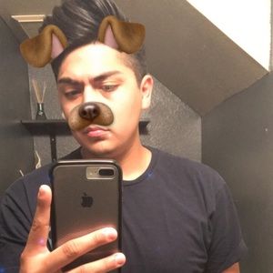 Meet your Posher, Luis