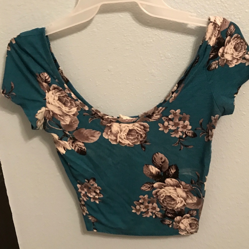 Blue crop top with flowers