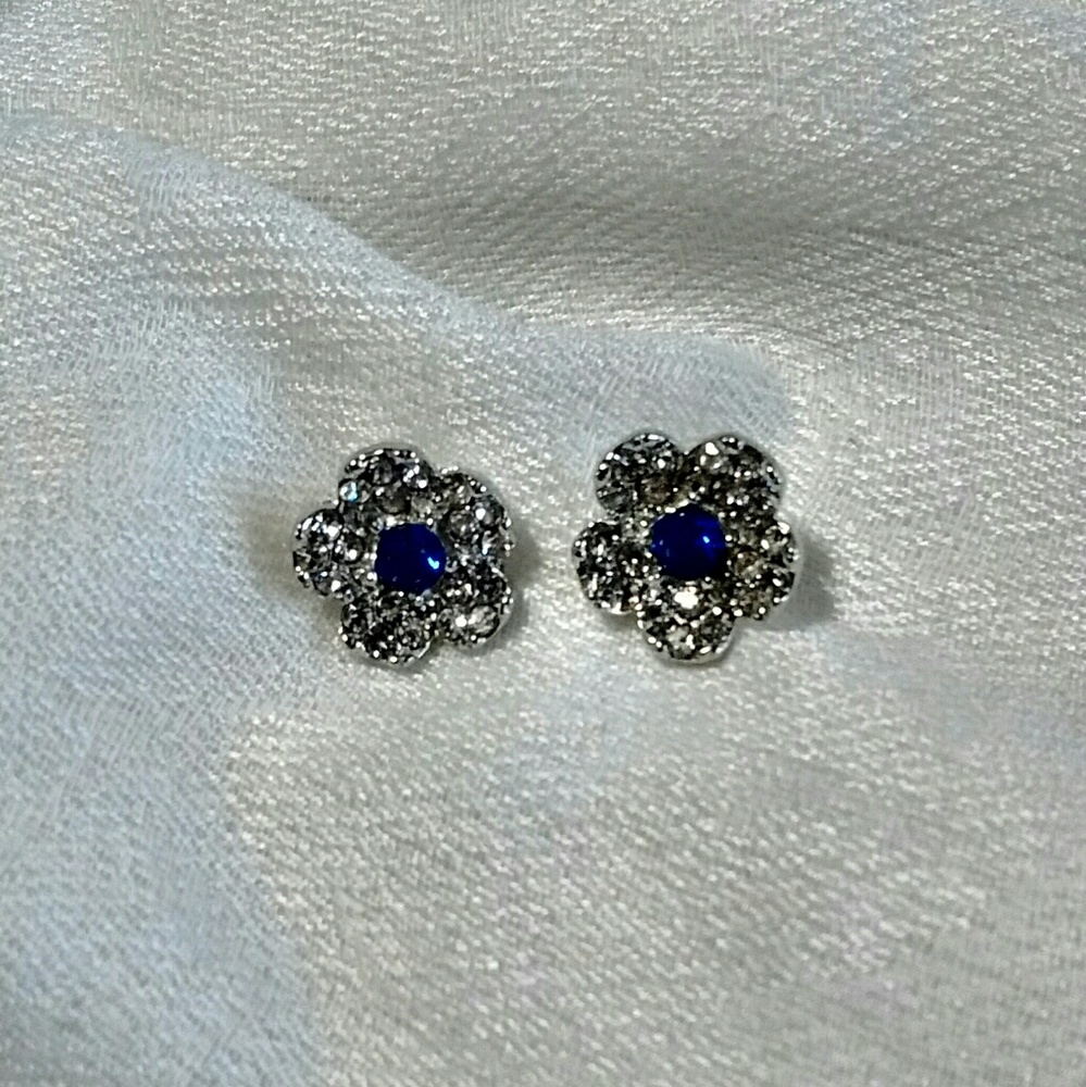 Pretty Flower Earrings