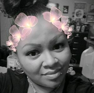 Meet your Posher, Sylvia