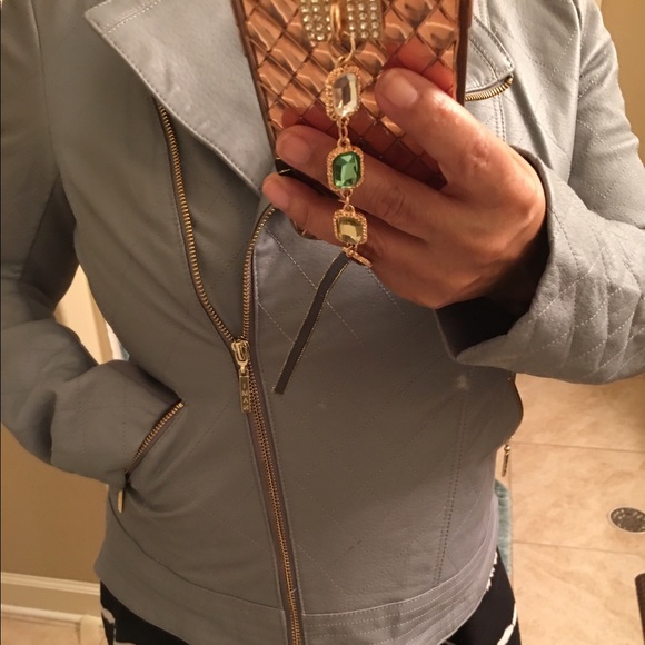 Jacket - Picture 2 of 4