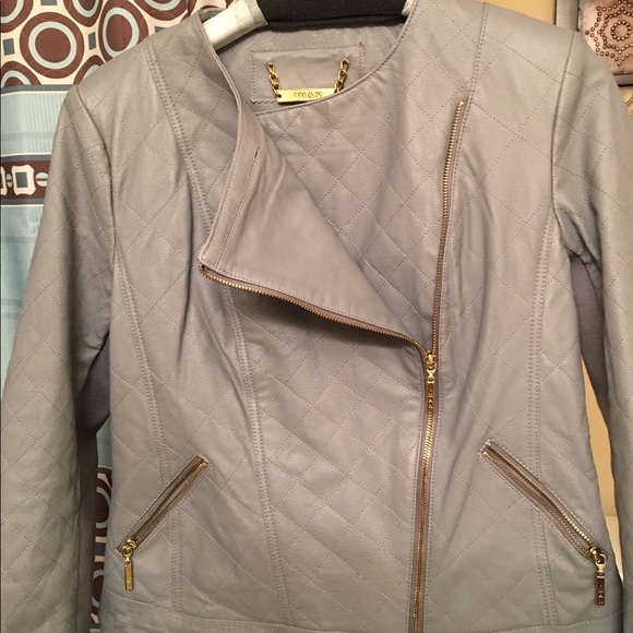 Jacket - Picture 3 of 4