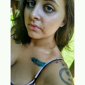 Meet your Posher, Alisha