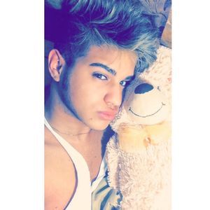 Meet your Posher, Jose javier